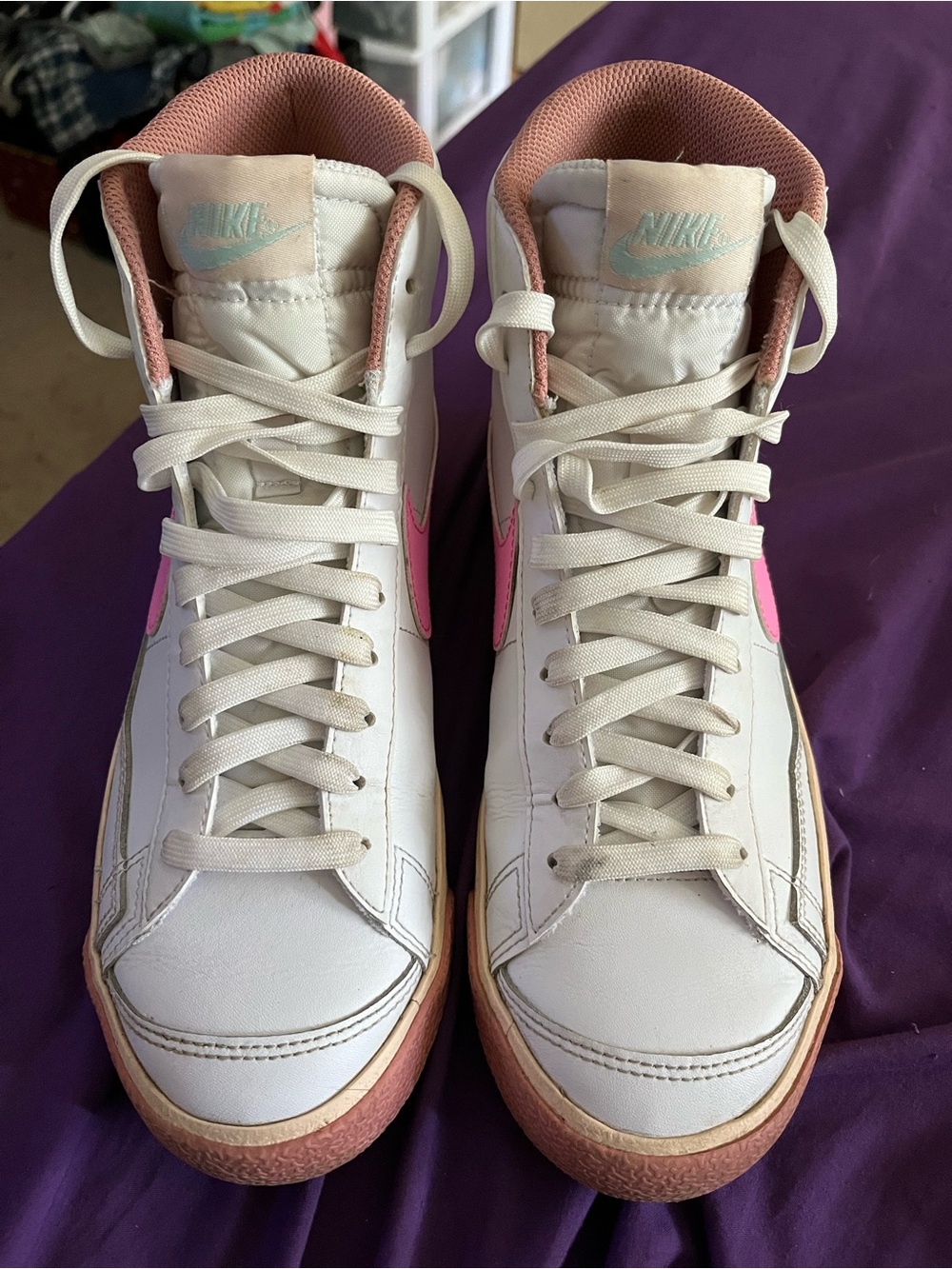 Nike Women's Mid-Top Sneakers in White and Pink